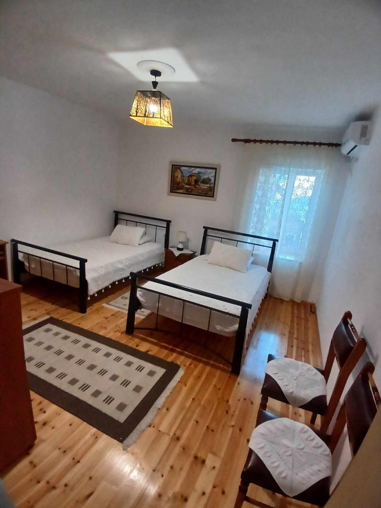 Eniguesthouse Gjirokastër Buitenkant foto