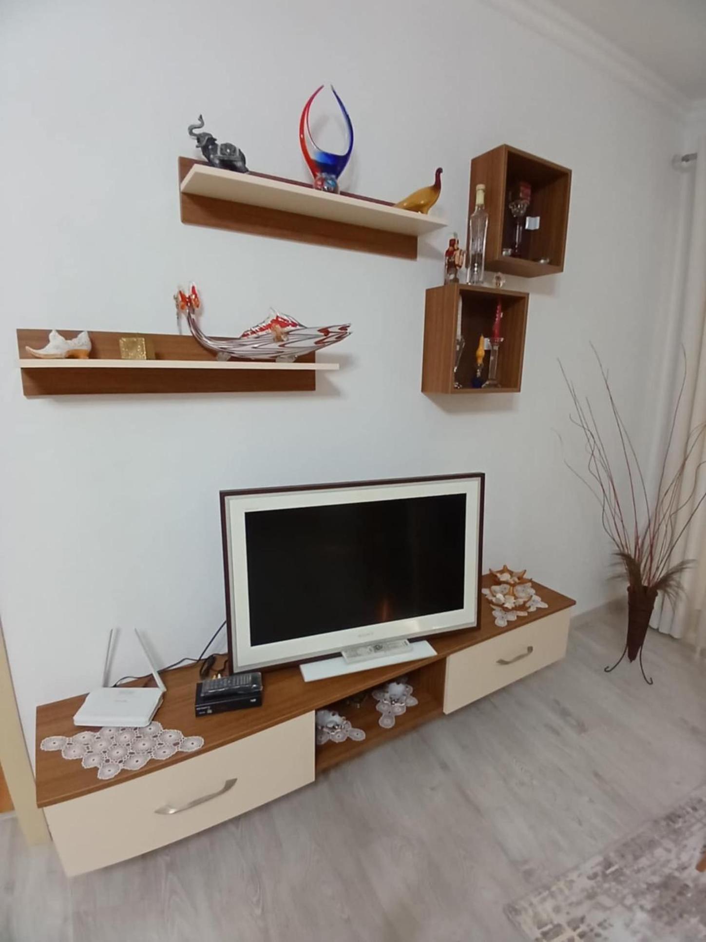 Eniguesthouse Gjirokastër Buitenkant foto